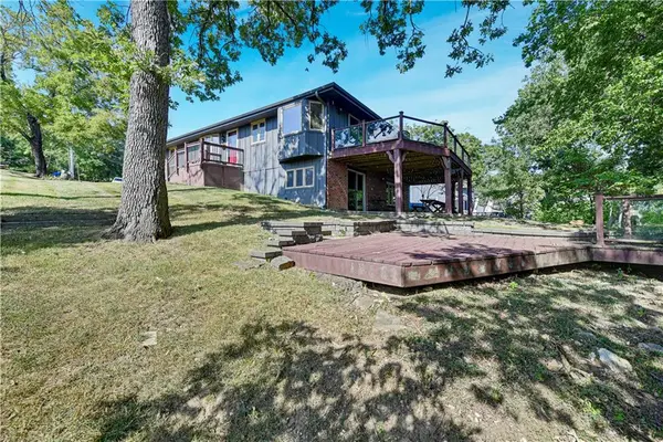 28 M Street, Lake Lotawana, MO 64086