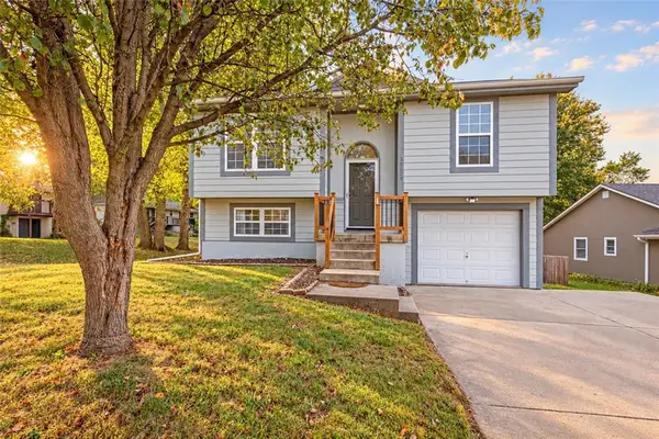 19304 E 13th Street N, Independence, MO 64056