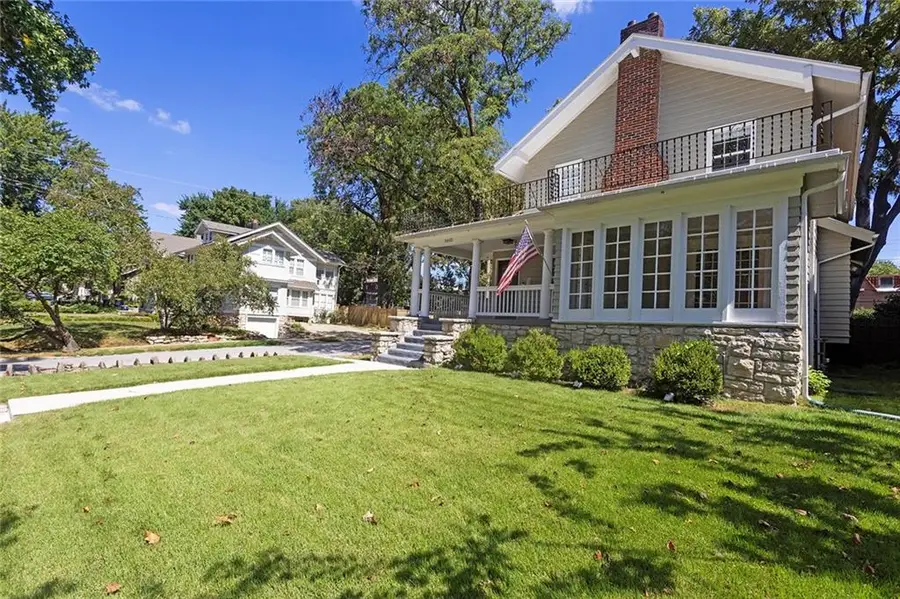 5601 Harrison Street, Kansas City, MO 64110 - #2
