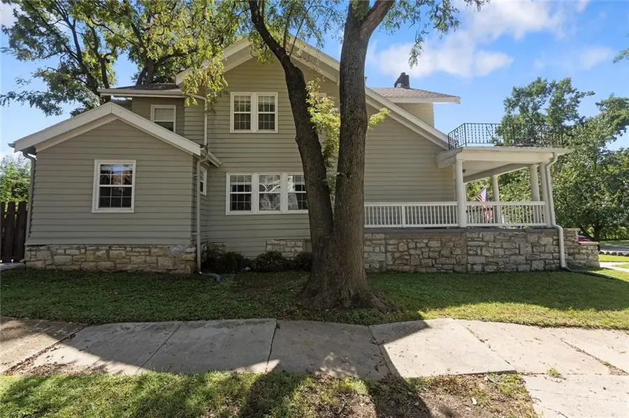 5601 Harrison Street, Kansas City, MO 64110 - #3