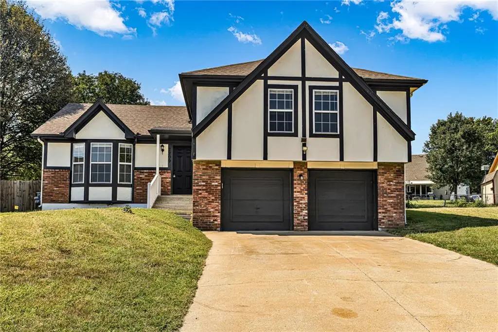 7209 E 133rd Circle, Grandview, MO 64030 - #1