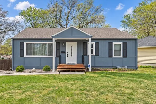 6616 Santa Fe Drive, Overland Park, KS 66202