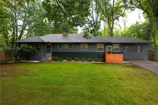 5414 NE Carmel Road, Kansas City, MO 64119