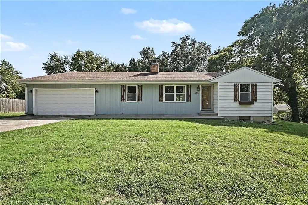 305 NE 82nd Terrace, Kansas City, MO 64118 - #1