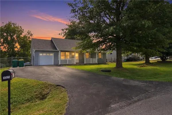 3325 N 85th Place, Kansas City, KS 66109