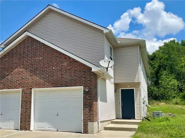 18502 E 3rd Street Court, Independence, MO 64056