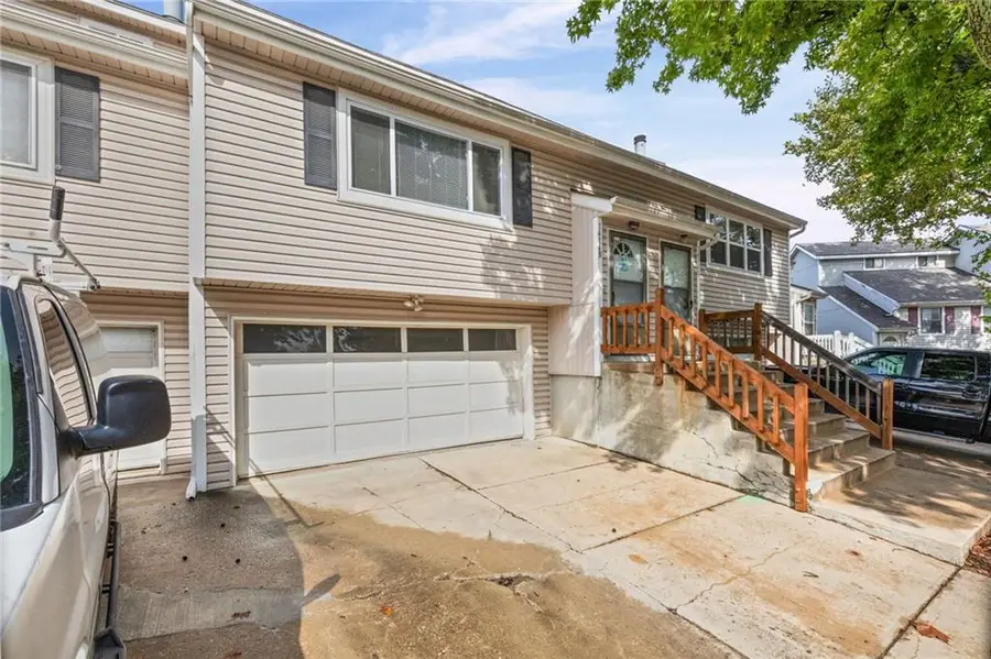 1414 E Mart-way Circle #B, Olathe, KS 66061 - #3