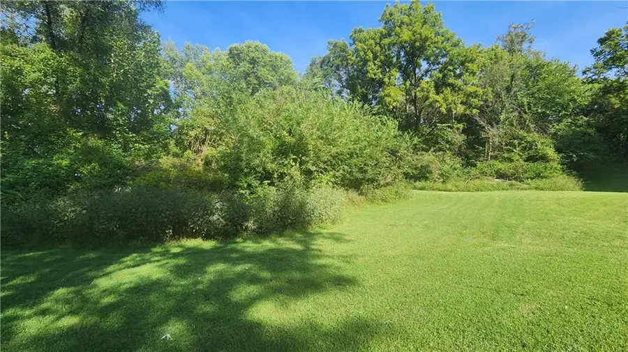 NW 76th Street, Parkville, MO 64152 - #2