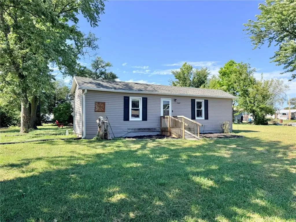2307 Webster Street, Trenton, MO 64683 - #1