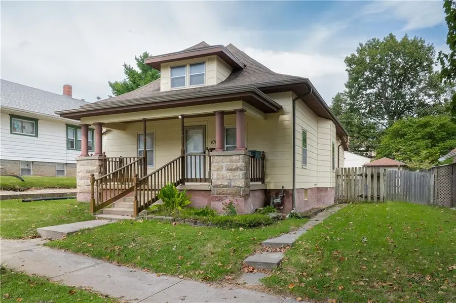 1007 Randolph Street, Saint Joseph, MO 64505 - #2