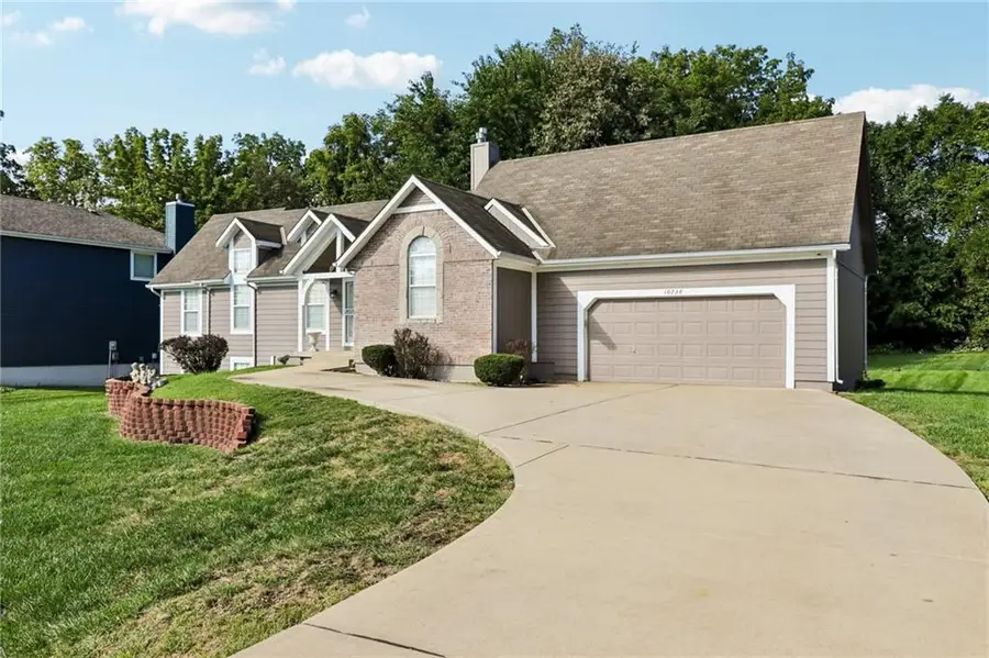 10738 W Longview Parkway, Kansas City, MO 64134 - #2