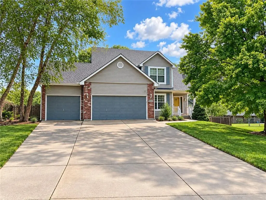 3920 SW Brian Lane, Lees Summit, MO 64082 - #1