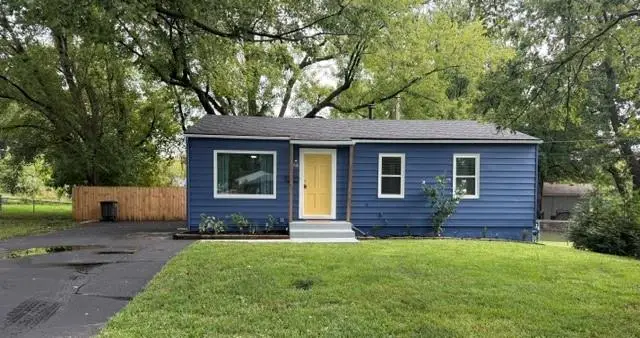 1503 N Hocker Avenue, Independence, MO 64050 - #2