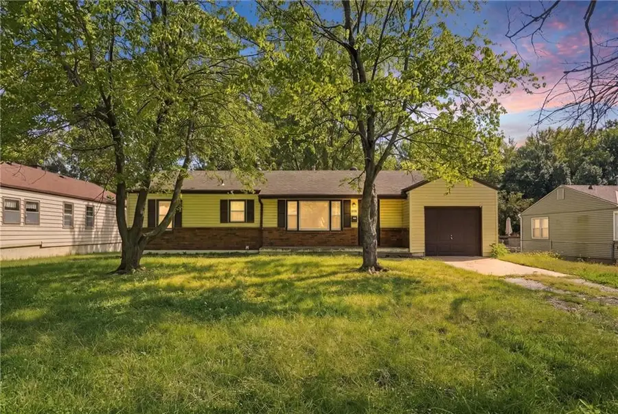 310 SW 13th Street, Blue Springs, MO 64015 - #2