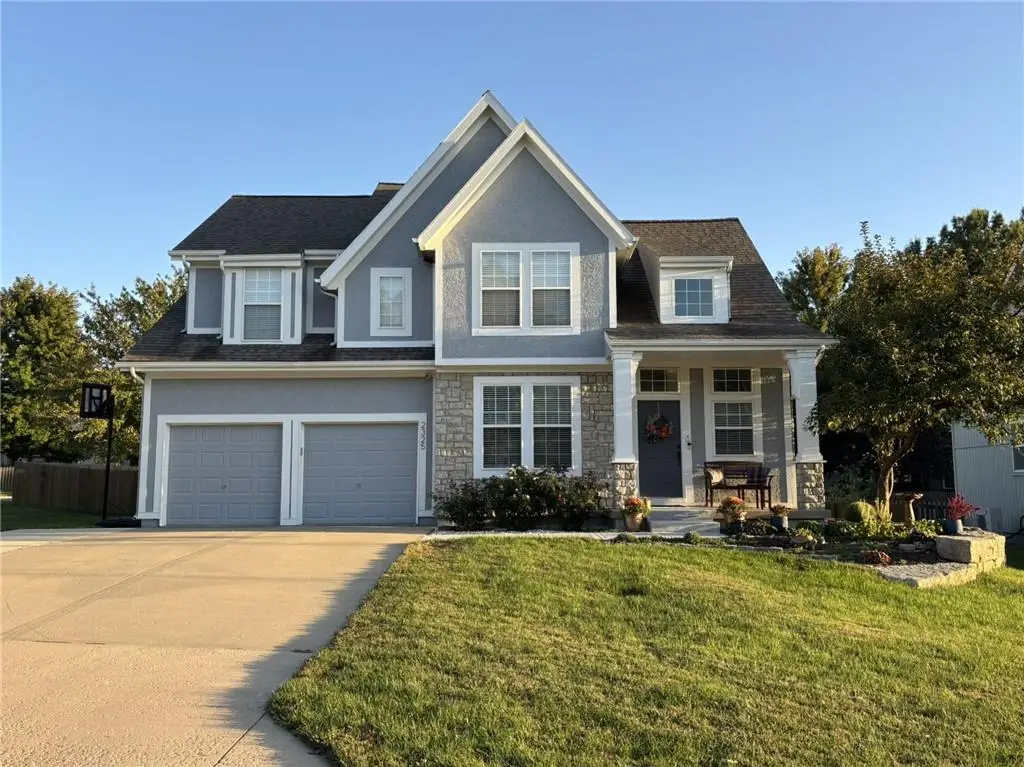 2325 W Piatt Lane, Olathe, KS 66061 - #1