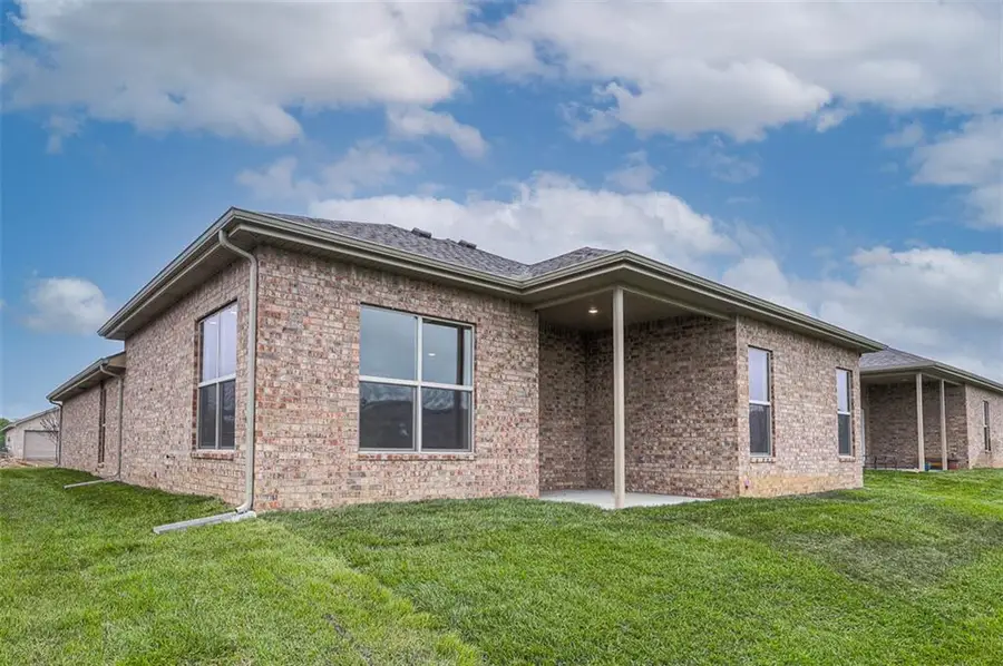 6751 Arapahoe Drive, Shawnee, KS 66226 - #3