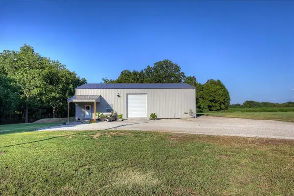 11445 Sw 90th Street, Chetopa, KS 67336
