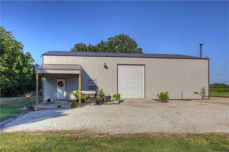 11445 Sw 90th Street, Chetopa, KS 67336 - #2