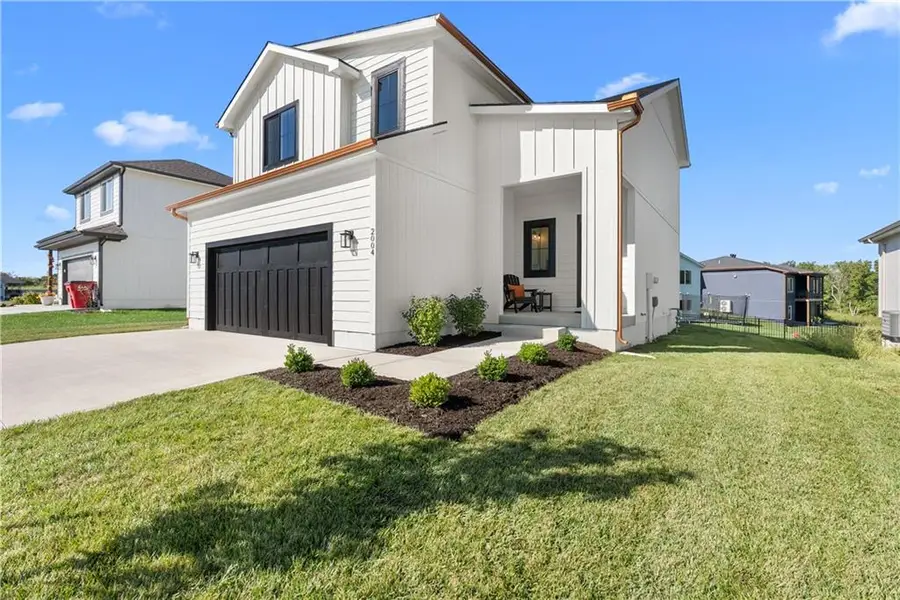 2004 Oak Ridge Drive, Oak Grove, MO 64075 - #3