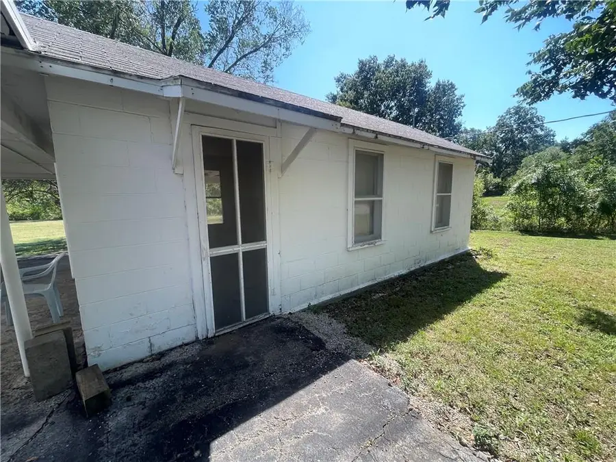 321 N 2nd Street, Chetopa, KS 67336 - #3