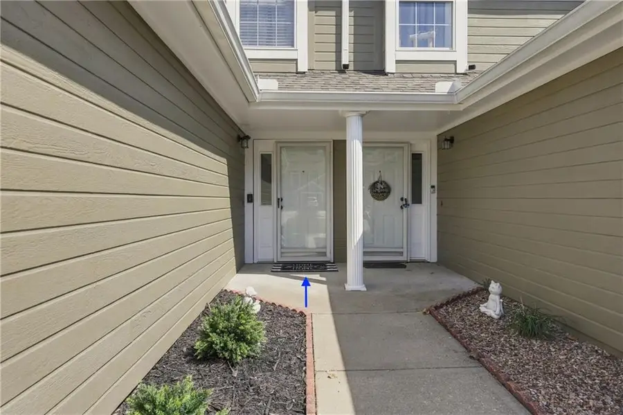 6045 NE Moonstone Drive, Lees Summit, MO 64064 - #2