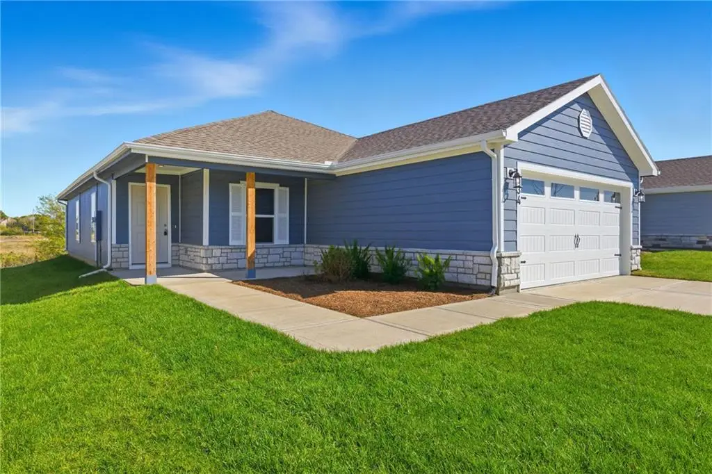 20360 W 195th Street, Spring Hill, KS 66083 - #1