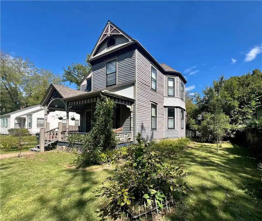 808 Mississippi Street, Lawrence, KS 66044 - #2