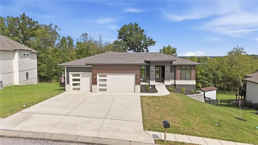 202 E Maple Street, Lone Jack, MO 64070 - #3