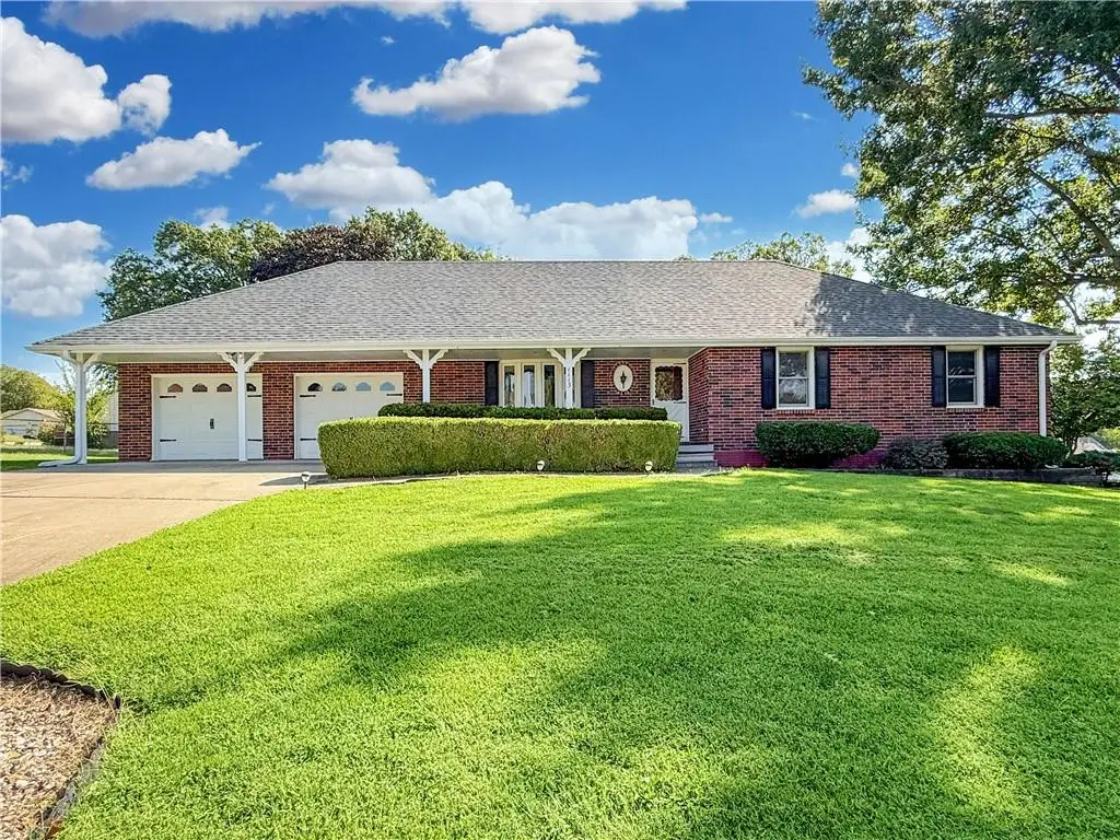 1113 Elm Street, Higginsville, MO 64037 - #1