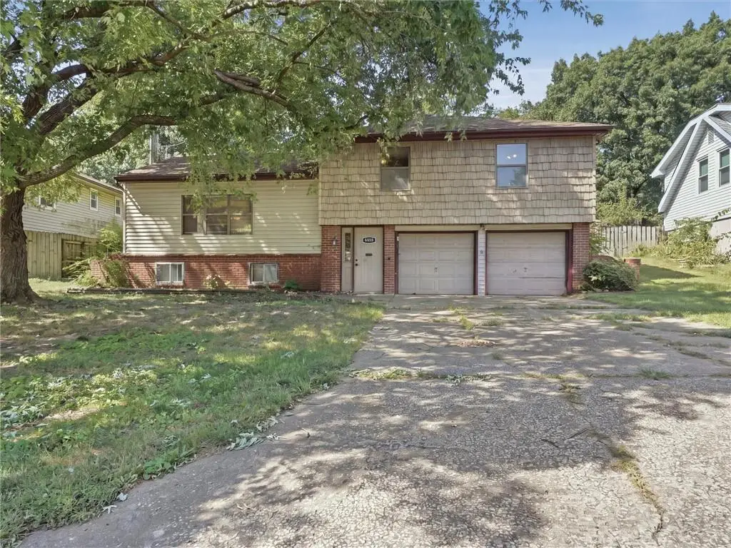 4904 NW Fisk Avenue, Kansas City, MO 64151 - #1