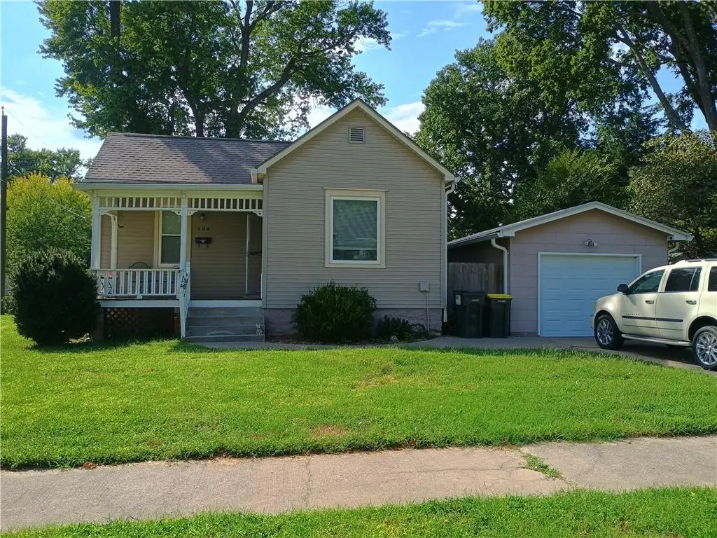 204 S 2nd Street, Lansing, KS 66043 - #1