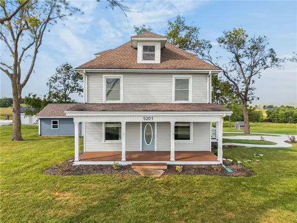 5201 Cook Road, St Joseph, MO 64505