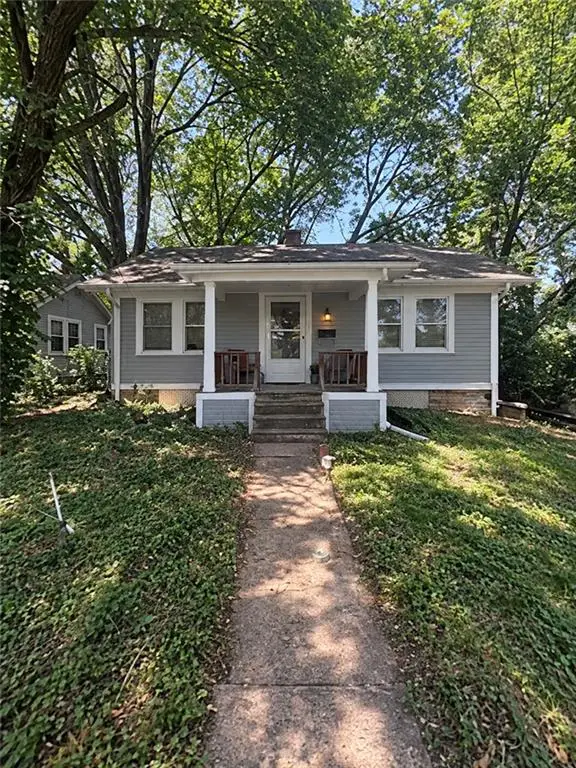 6104 Tracy Avenue, Kansas City, MO 64110 - #1