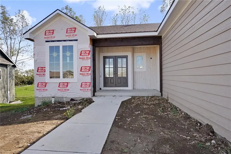 1146 Bluestem Circle, Baldwin City, KS 66006 - #3