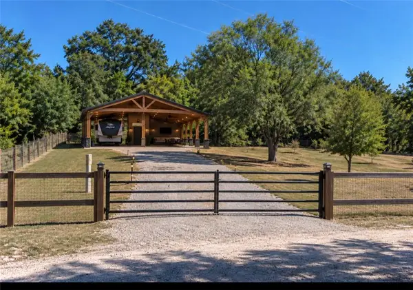 57 Spruce And 58 Cedar Drive, Linn Valley, KS 66040