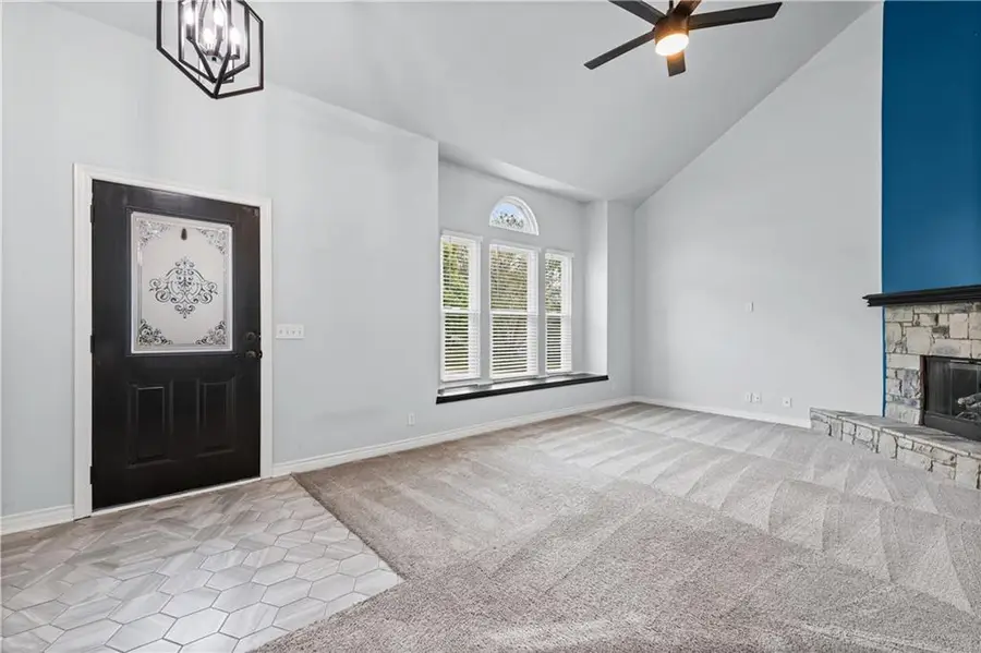 21415 W 52nd Street, Shawnee, KS 66218 - #2