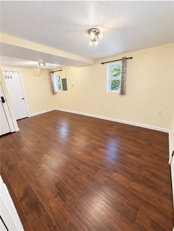 215 W 8th Street, Maryville, MO 64468 - #2