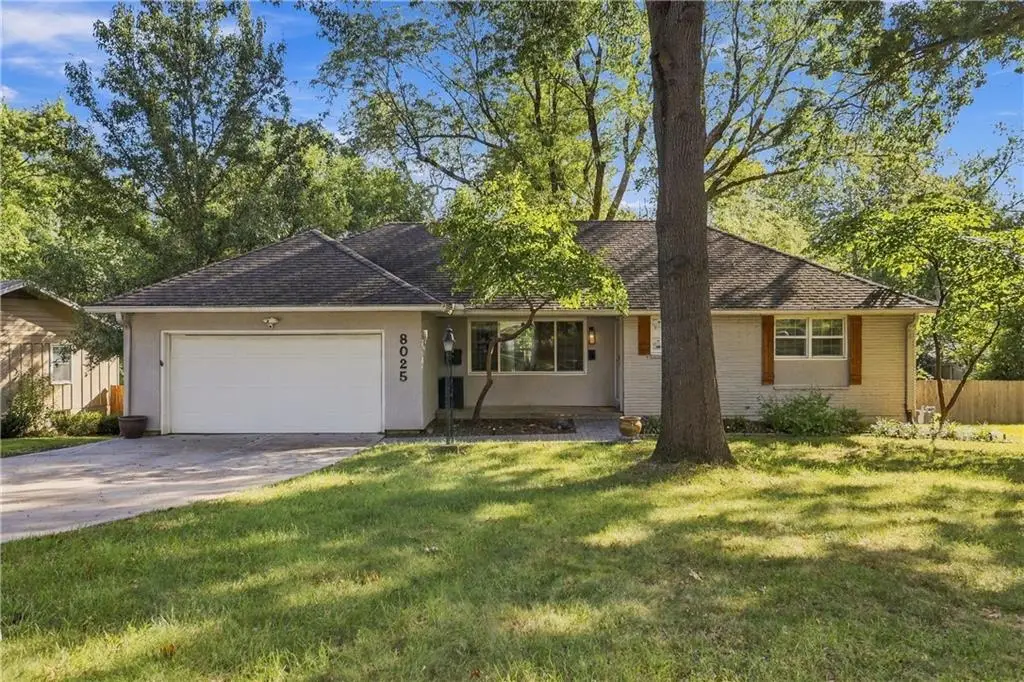 8025 Dearborn Drive, Prairie Village, KS 66208 - #1