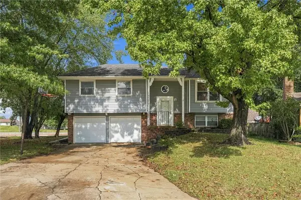16612 W 125th Street, Olathe, KS 66062