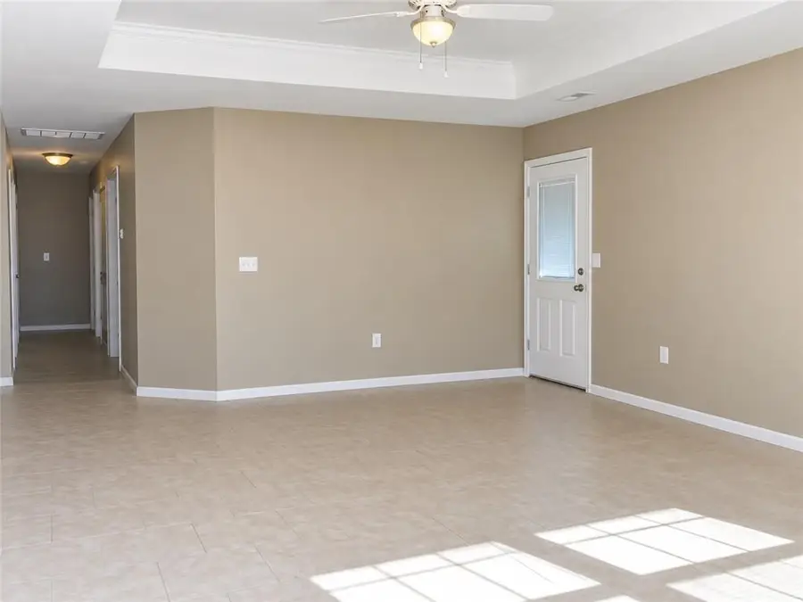 609 W Market Street, Warrensburg, MO 64093 - #2
