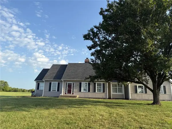 2000 E 195th Street, Belton, MO 64012