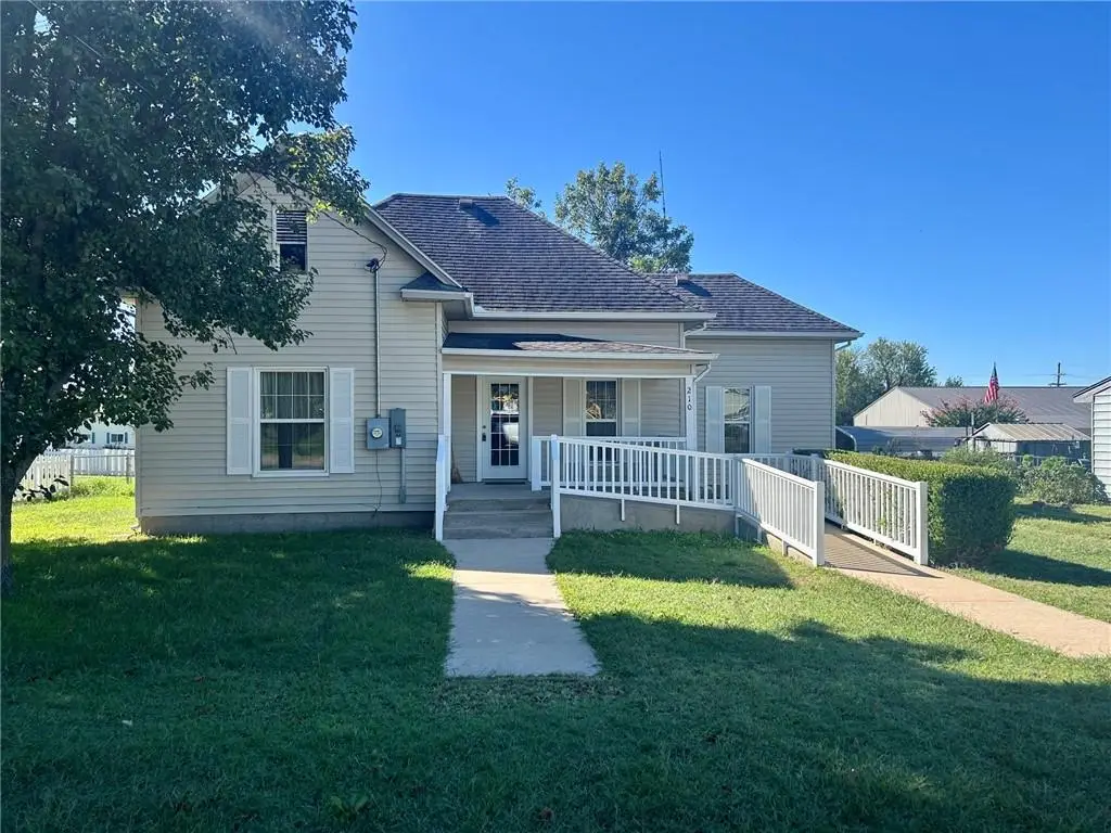 210 Main Street, Galesburg, KS 66740 - #1