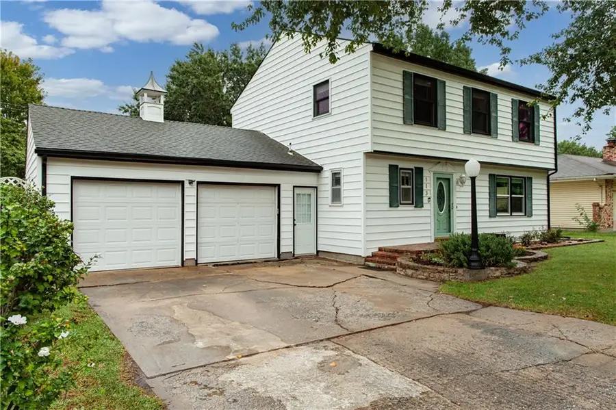 113 Claremont Street, Lees Summit, MO 64063 - #3