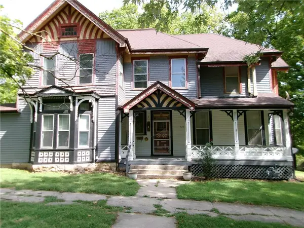 526 N 5 Street N, Atchison, KS 66002