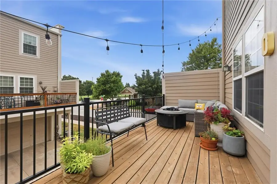2901 Gentry Park Parkway, North Kansas City, MO 64116 - #3