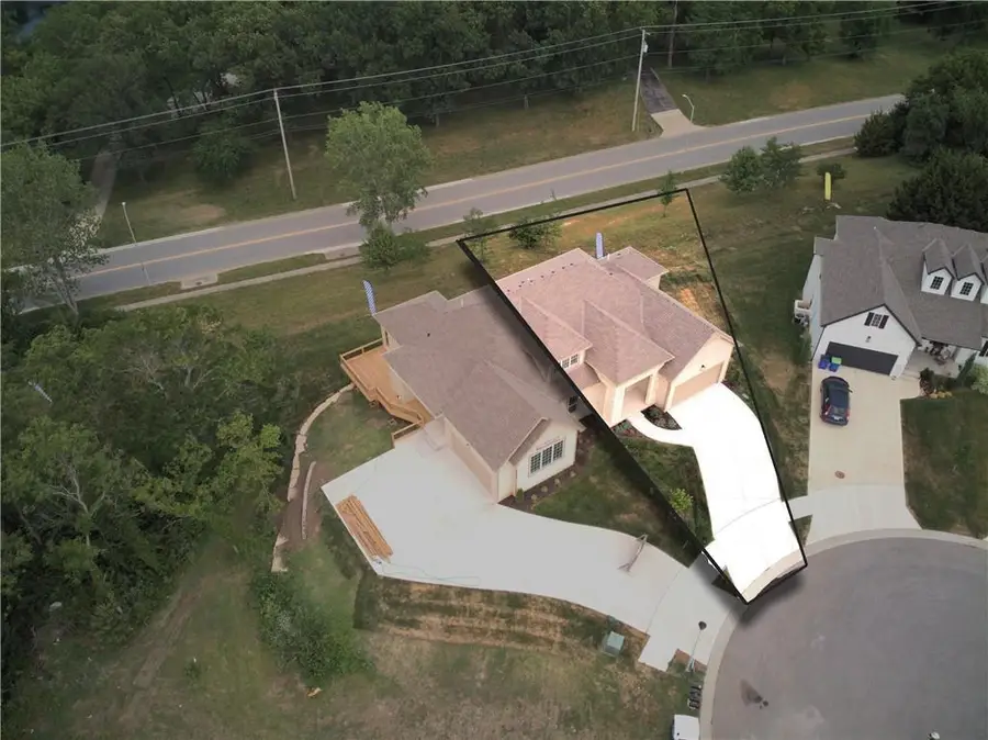 22310 W 76th Street, Shawnee, KS 66227 - #2