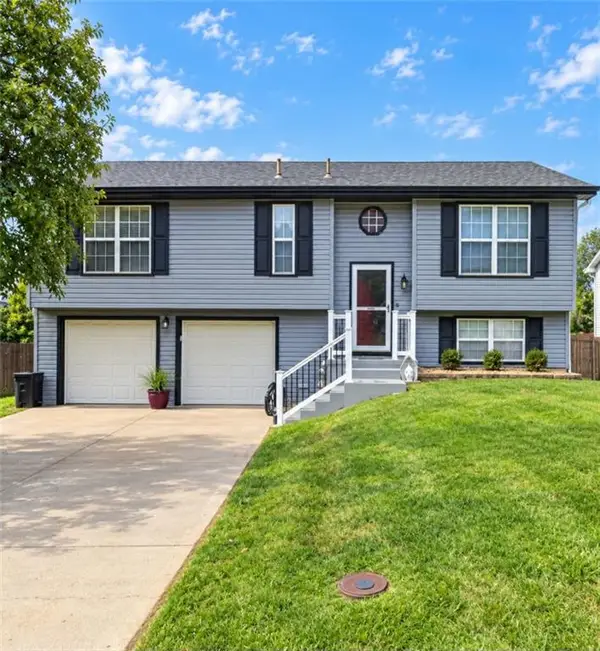 2431 Rock Island Street, St Joseph, MO 64504