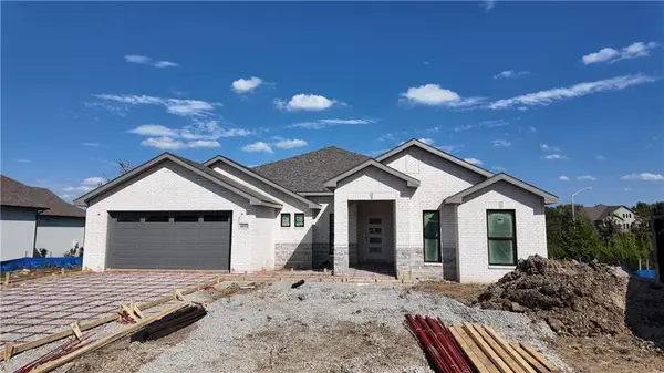 6635 Mccormick Drive, Shawnee, KS 66226