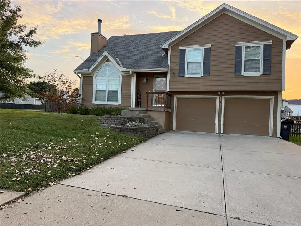 11200 N Lewis Avenue, Kansas City, MO 64157 - #1