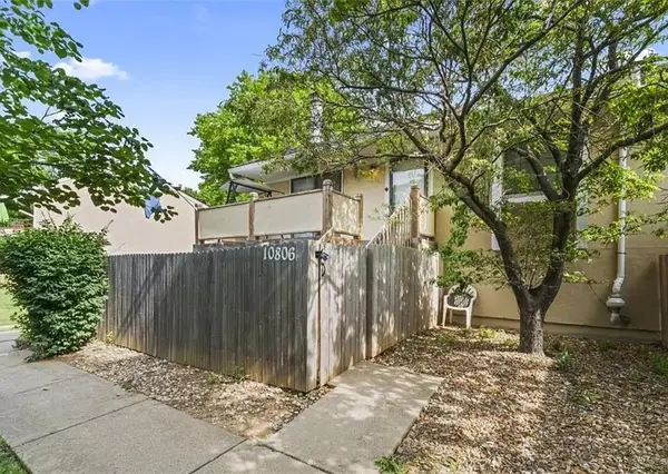 10806 Westgate Road, Overland Park, KS 66210